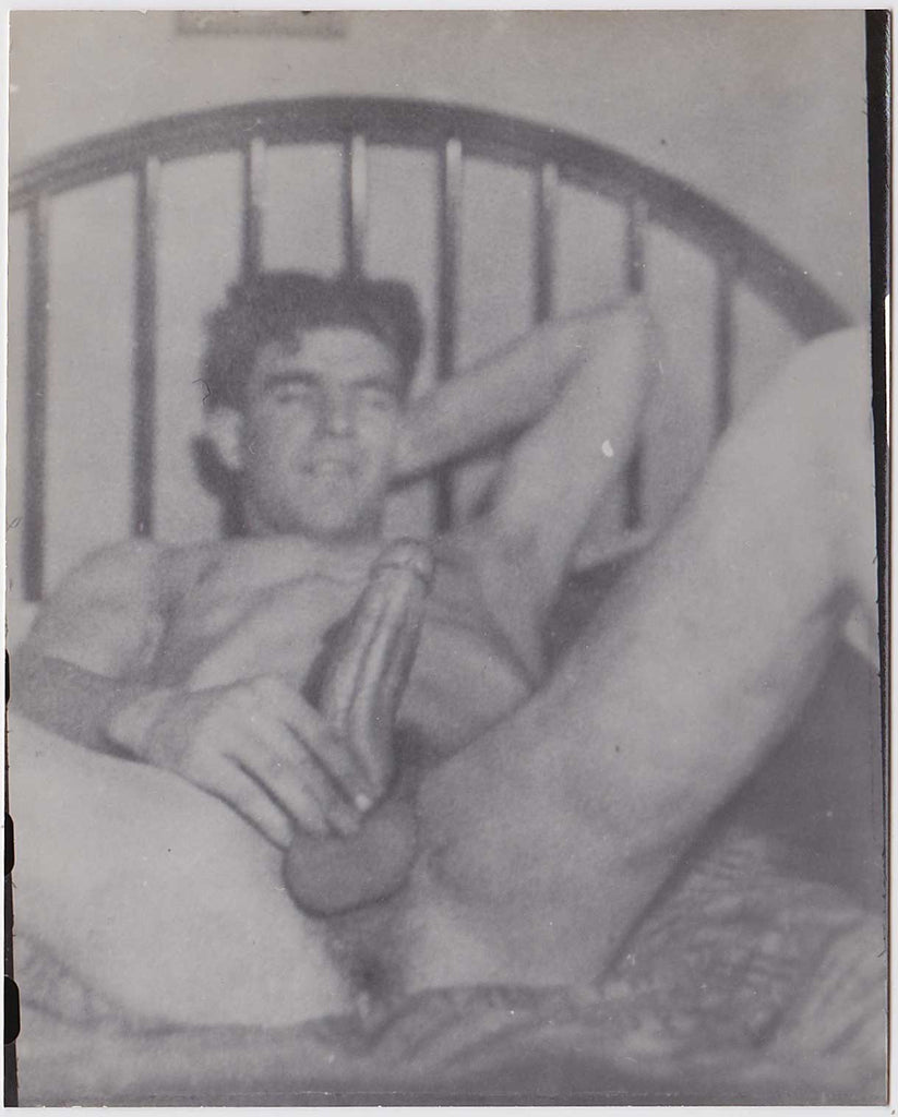 Impressive Male Nude in Bed vintage gay snapshot