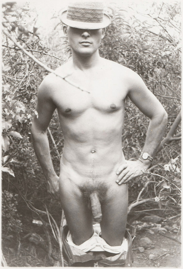 Male Nude Wearing a Hat, vintage gay photo