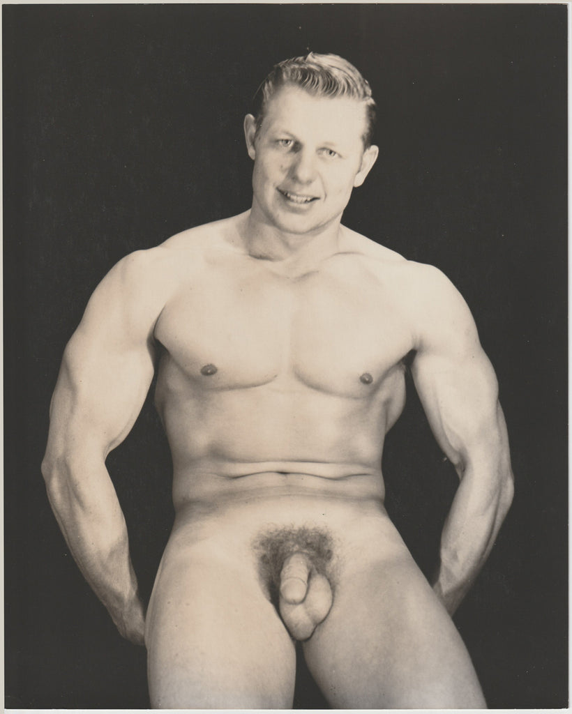 Vintage physique photo by Dave Martin. Muscular Tom Fine c. 1953