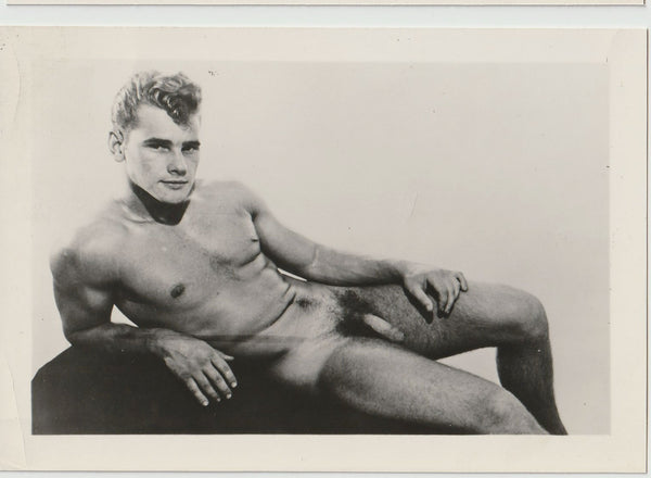 Male Nude Joe Survillas