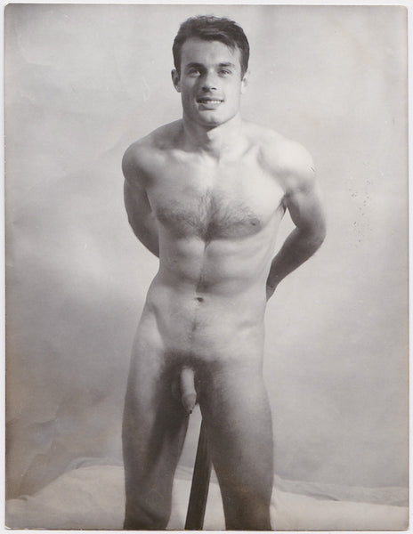 Yves Le Cadou physique model vintage gay photo