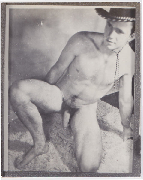 male-nude-wearing-sombrero vintage gay photo