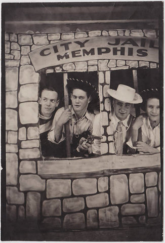 4 Men in Memphis Jail vintage arcade photo