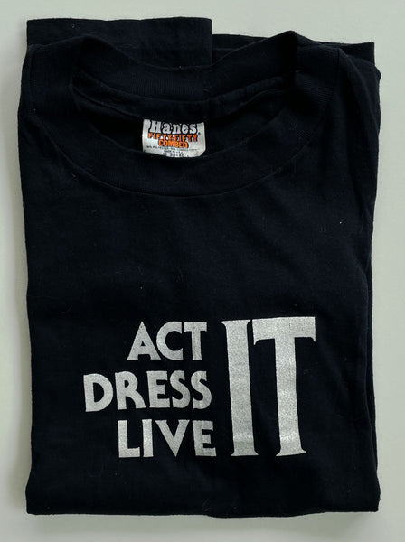 Vintage t-shirt from "The Different Drum," Houston. c. 1980. Like new.