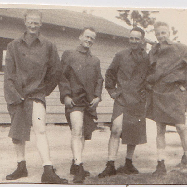 Men in Rows: Military – Homobilia