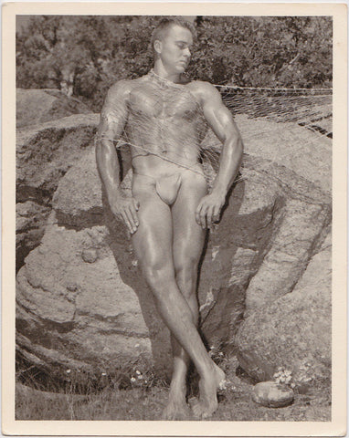 Original vintage photo by Don Whitman / Western Photography Guild. The model is Les Workman