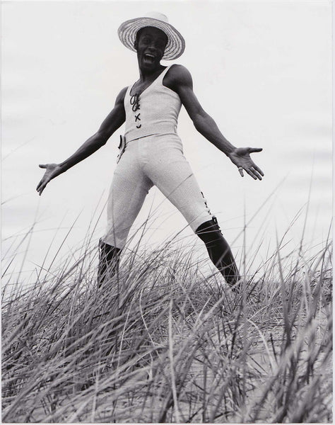 Vintage 70s Men's Fashion Photo: Beach Ensemble